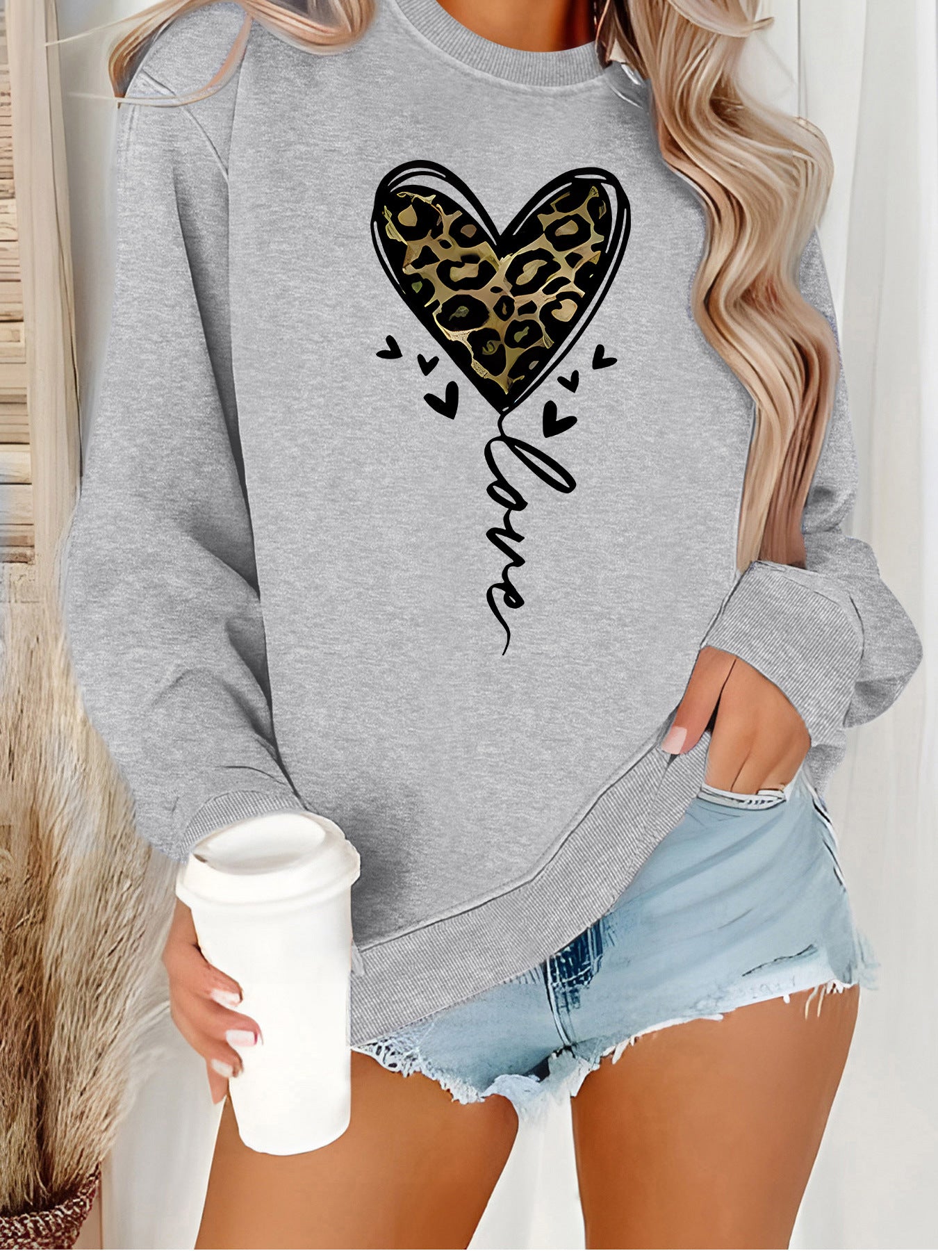 Leopard print heart-shaped printed hoodie