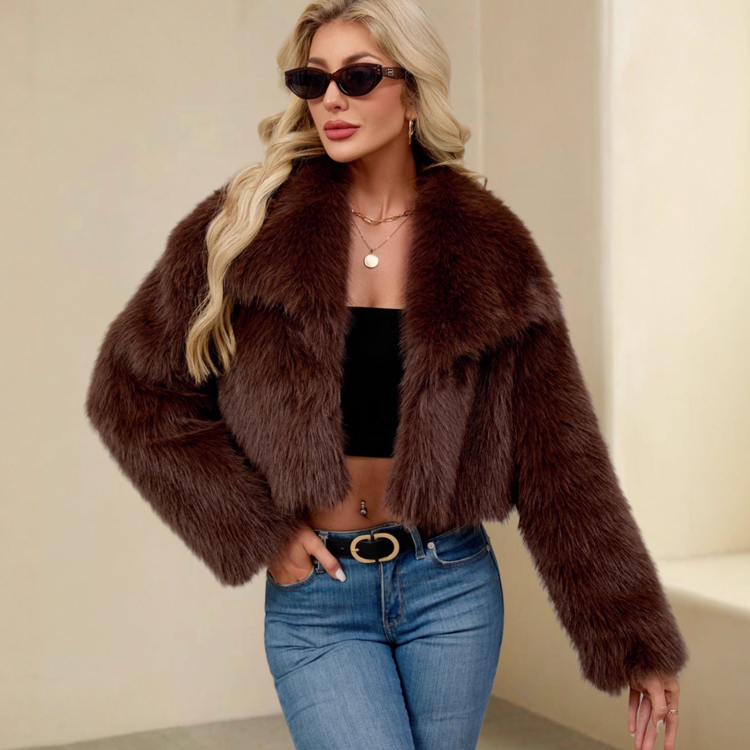 Faux Fur Flared Collar Women's Short Faux Fur Coat
