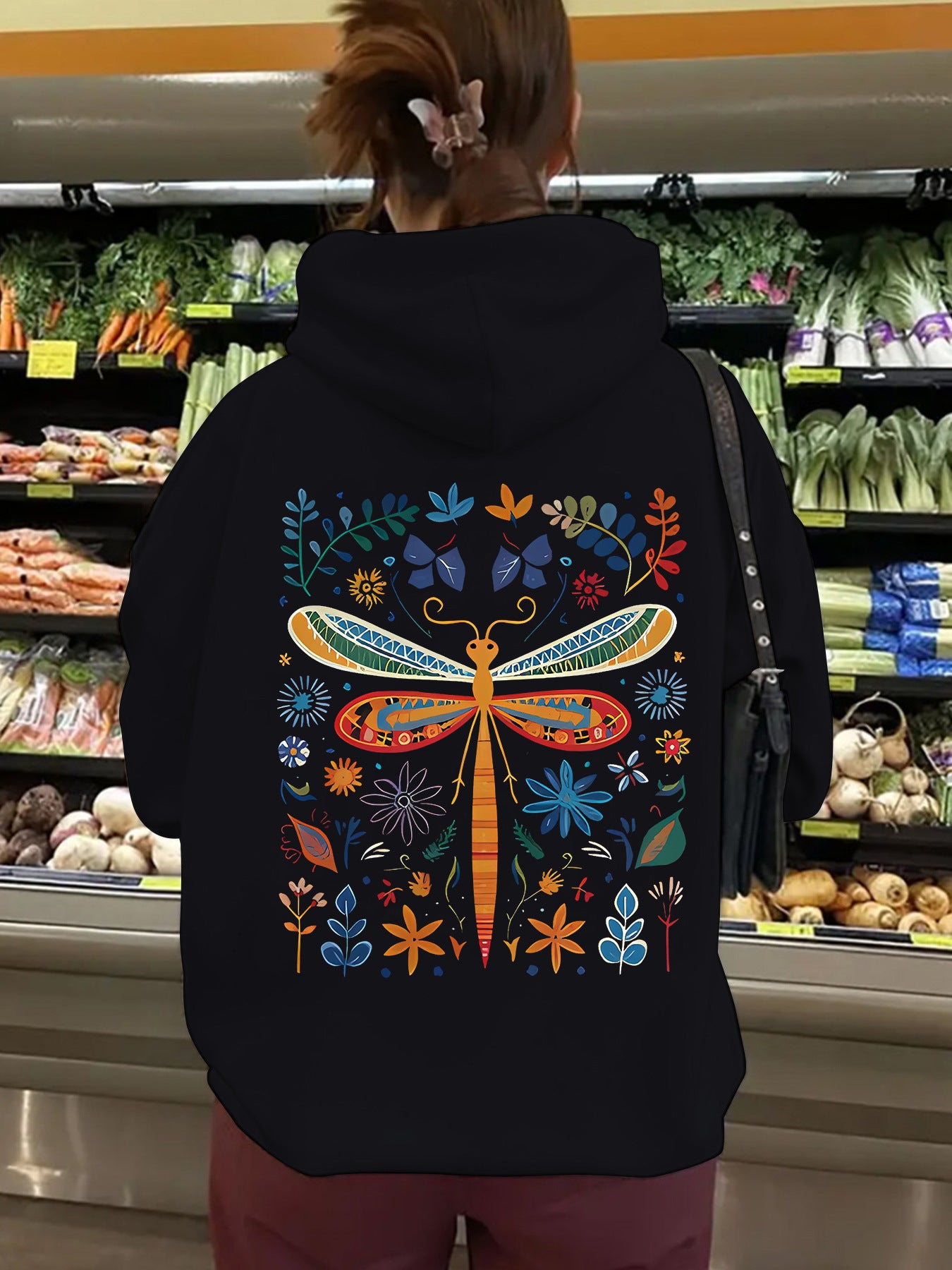 Top hoodie with dragonfly pattern print