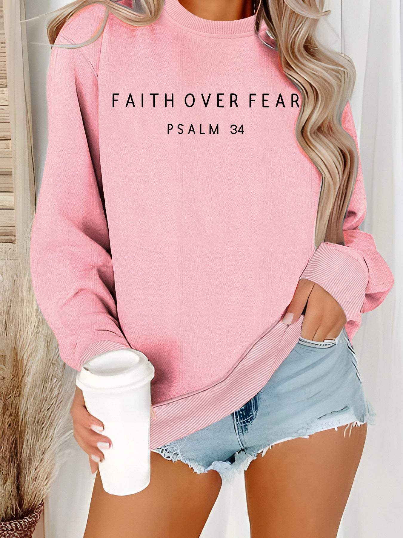 Sweatshirt with loose letter print