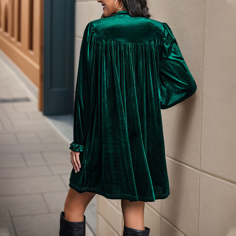 Short skirt loose green velvet dress
