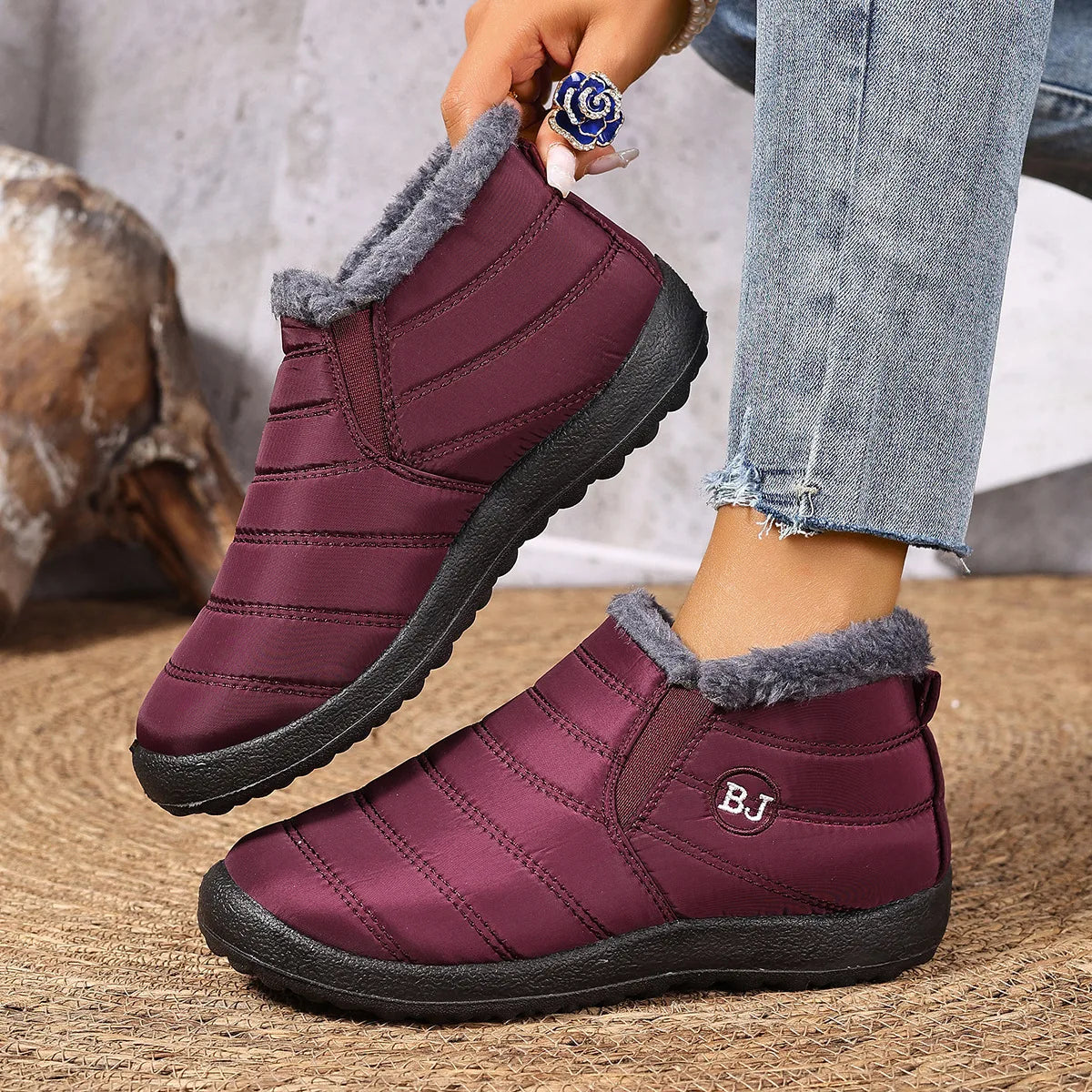 Waterproof Winter Boots for Women 2025 New Plush Snow Boots Women Ankle Boots Warm Black Couples Platform Shoes zapatos de mujer