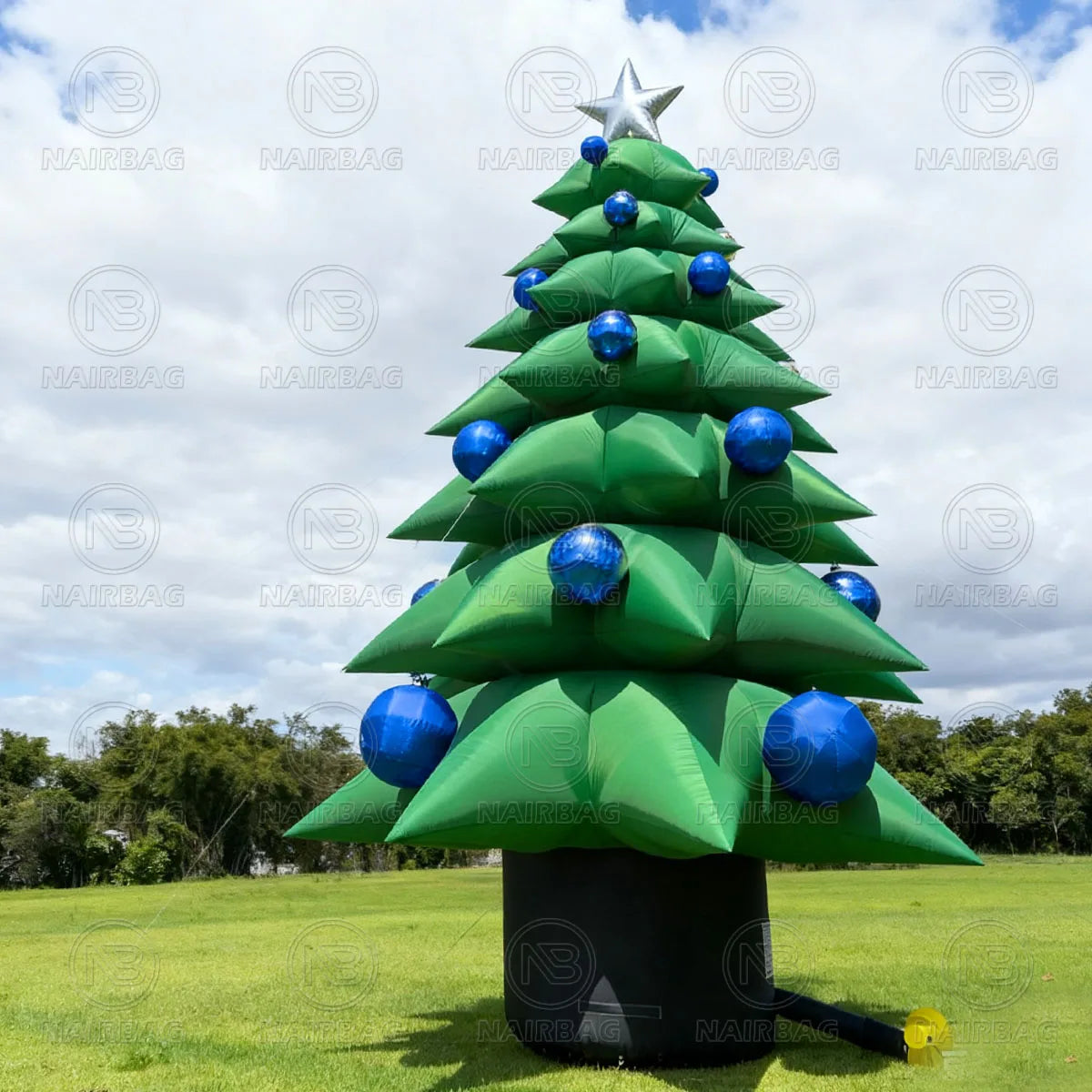 Giant Inflatable Christmas Tree Xmas Tree Outdoor Advertising Cartoon 20ft 22ft 25ft 26ft 30ft 33ft Blow Up Christmas Tree Decor