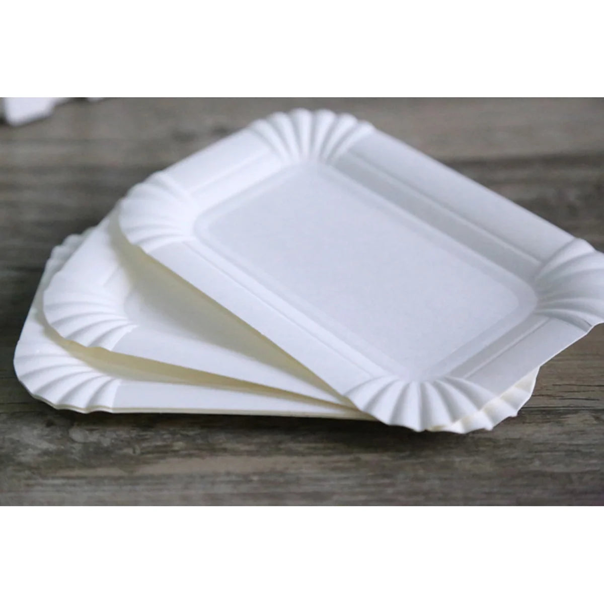 100Pcs Paper Plates For Barbecue Disposable Dinnerware Microwave Safe Recyclable Fluted Brim Cake Plates Dining Tableware