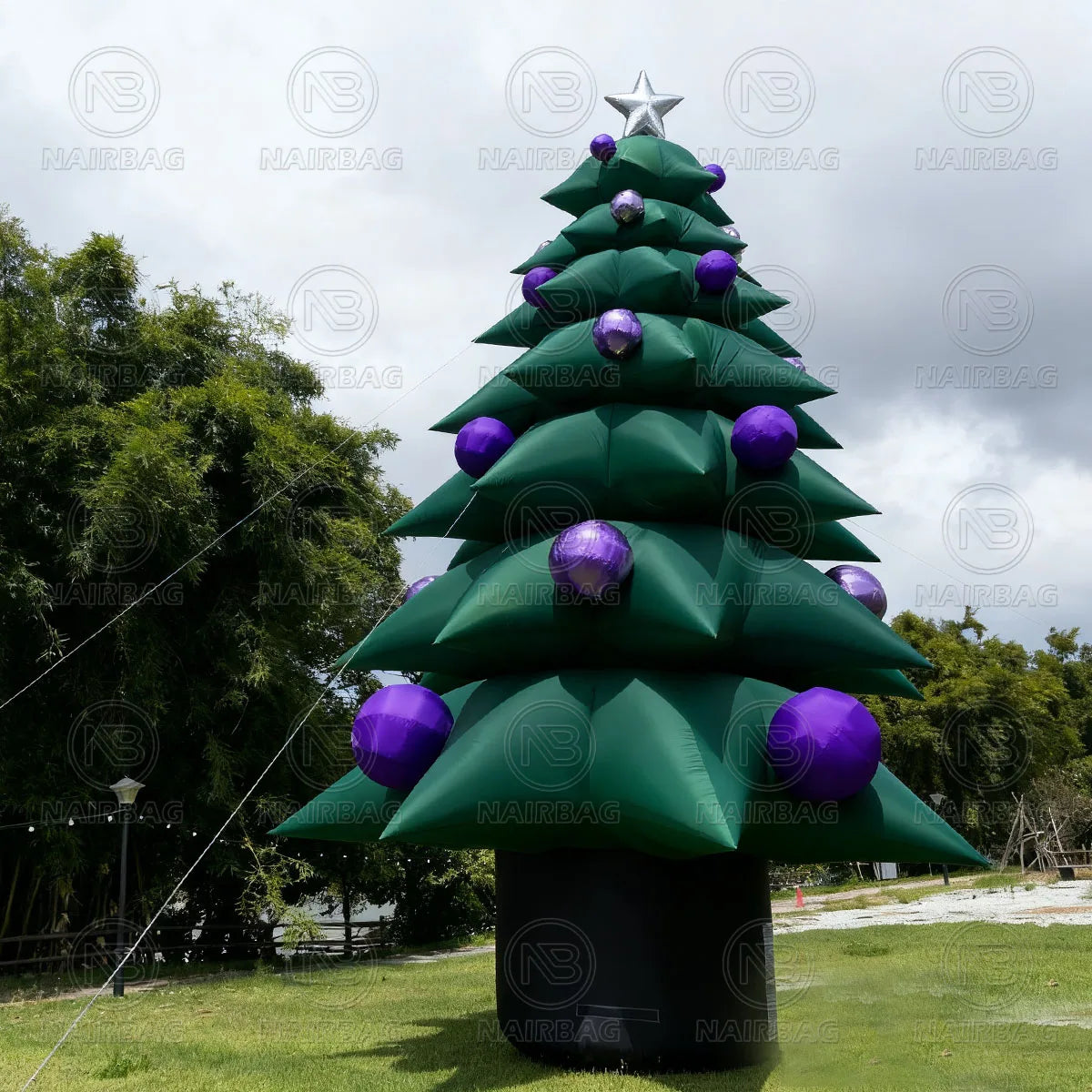 Giant Inflatable Christmas Tree Xmas Tree Outdoor Advertising Cartoon 20ft 22ft 25ft 26ft 30ft 33ft Blow Up Christmas Tree Decor