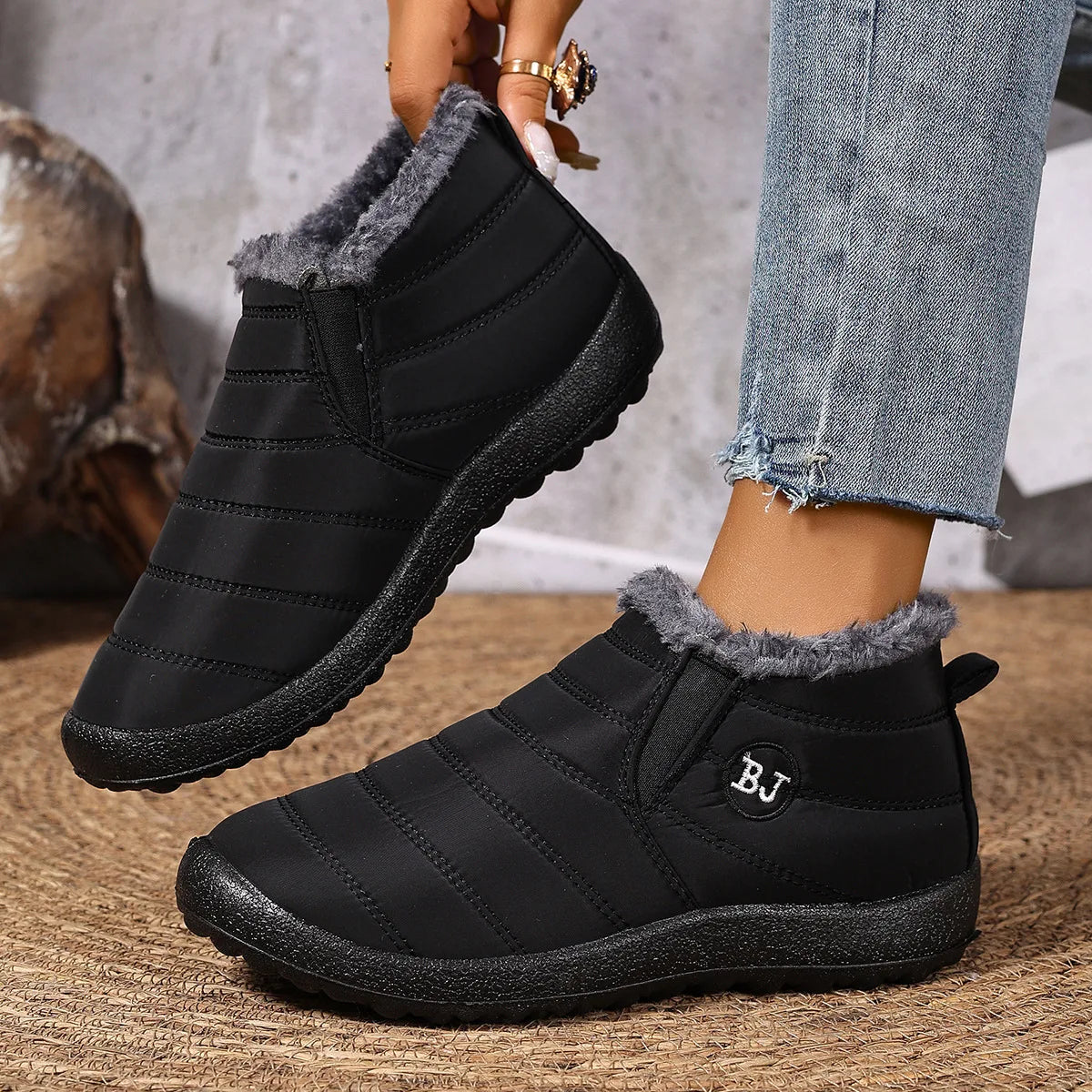 Waterproof Winter Boots for Women 2025 New Plush Snow Boots Women Ankle Boots Warm Black Couples Platform Shoes zapatos de mujer